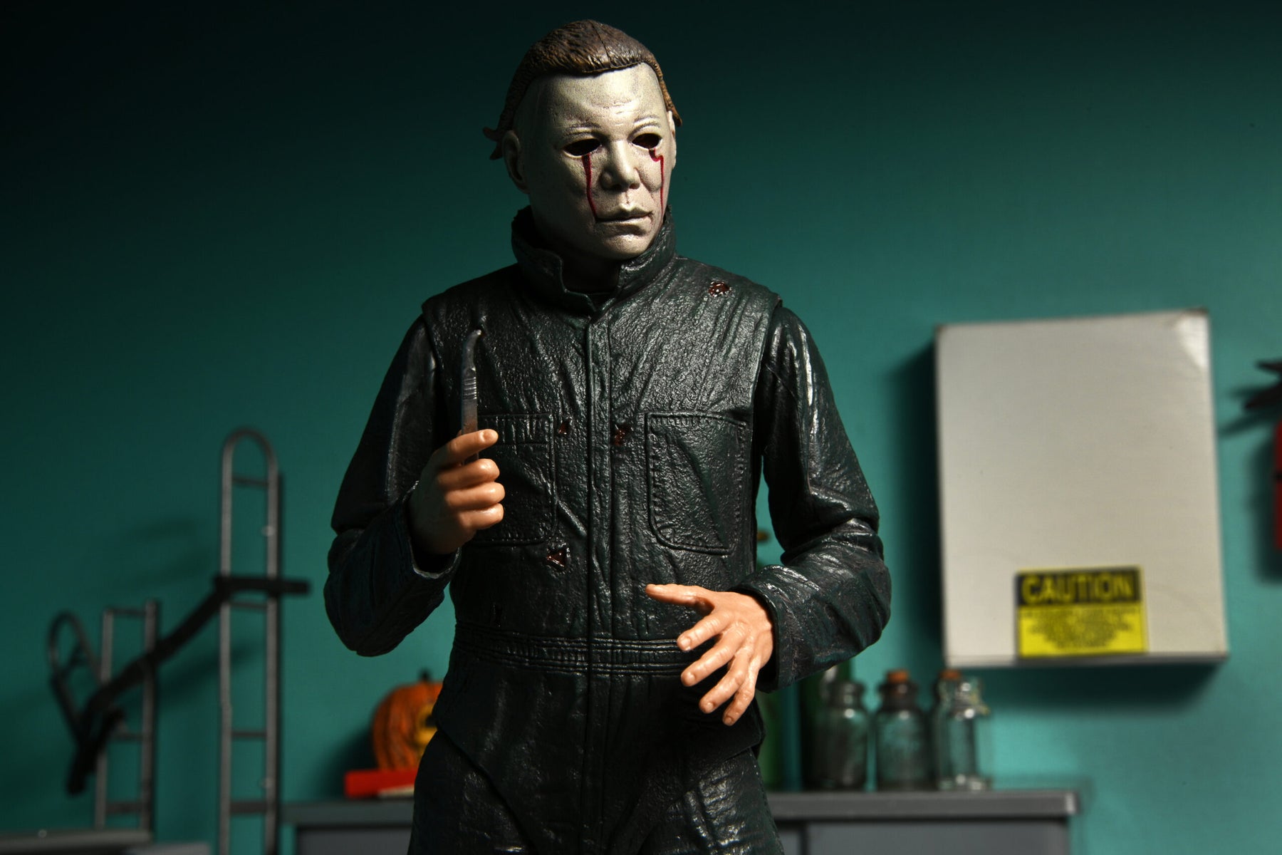 NECA - Halloween 2 - Ultimate Michael Myers & Dr. Loomis (2-Pack) 7" Action Figures