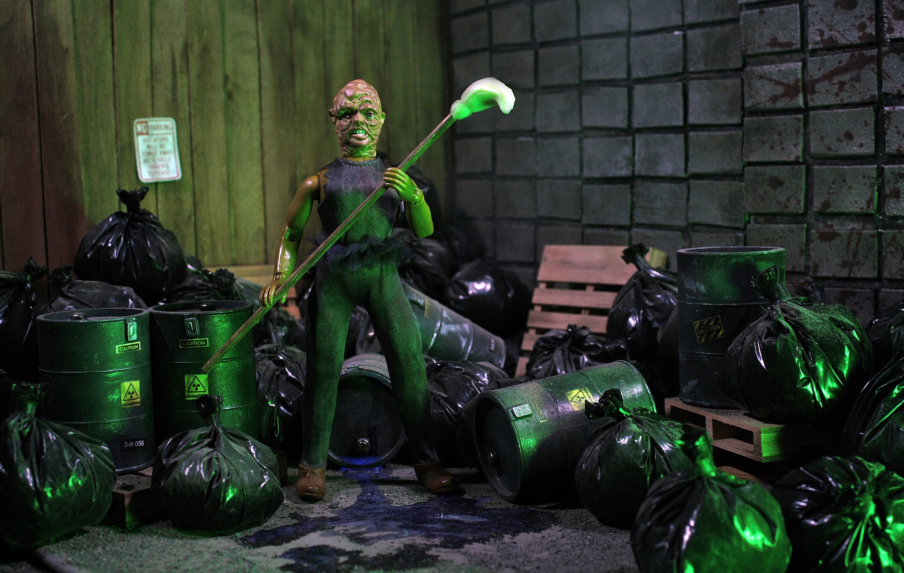 Damaged Package Mego Movies Wave 14 - Toxic Avenger 8" Action Figure