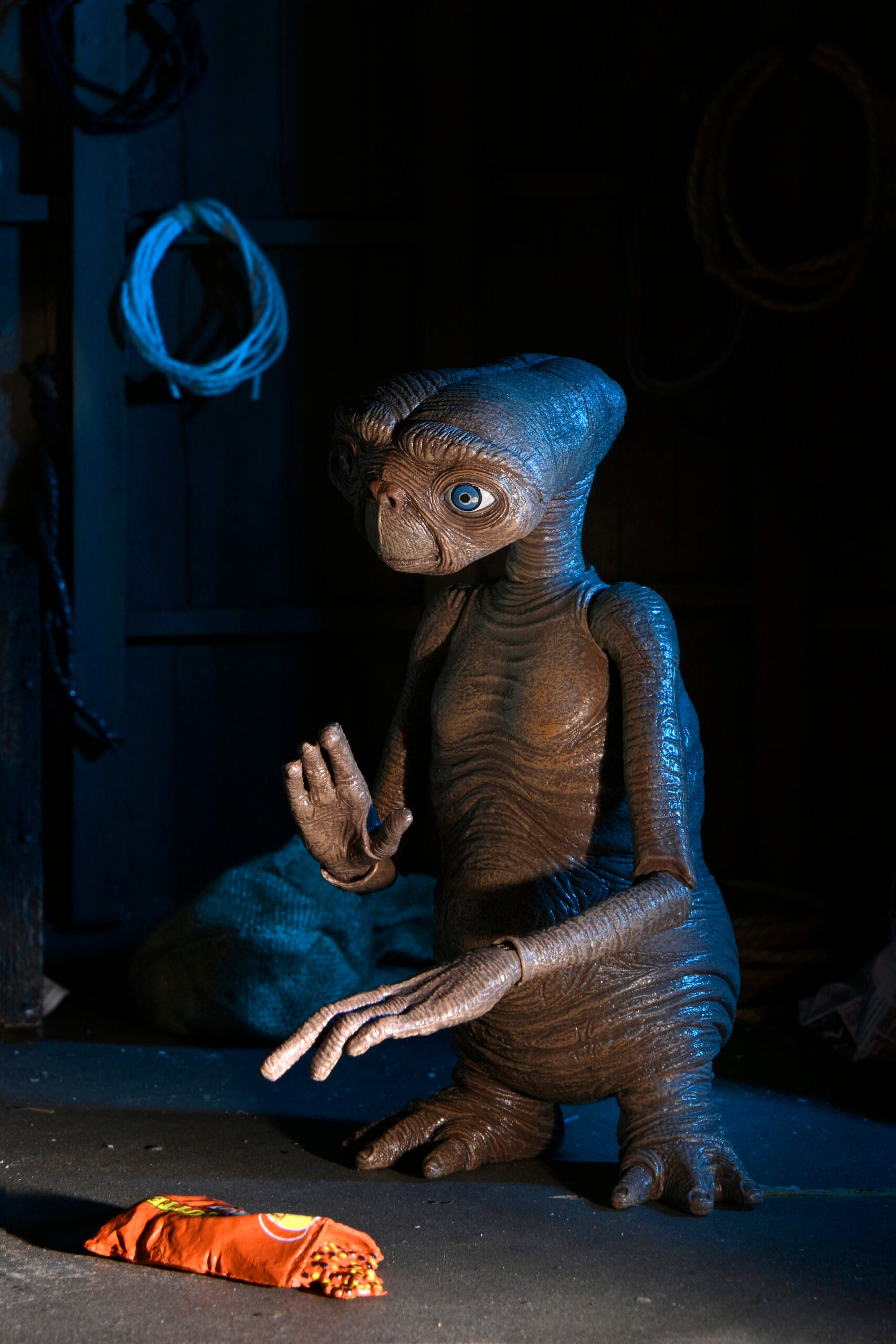 NECA - E.T. 40th Anniversary - Ultimate E.T. 7" Action Figure