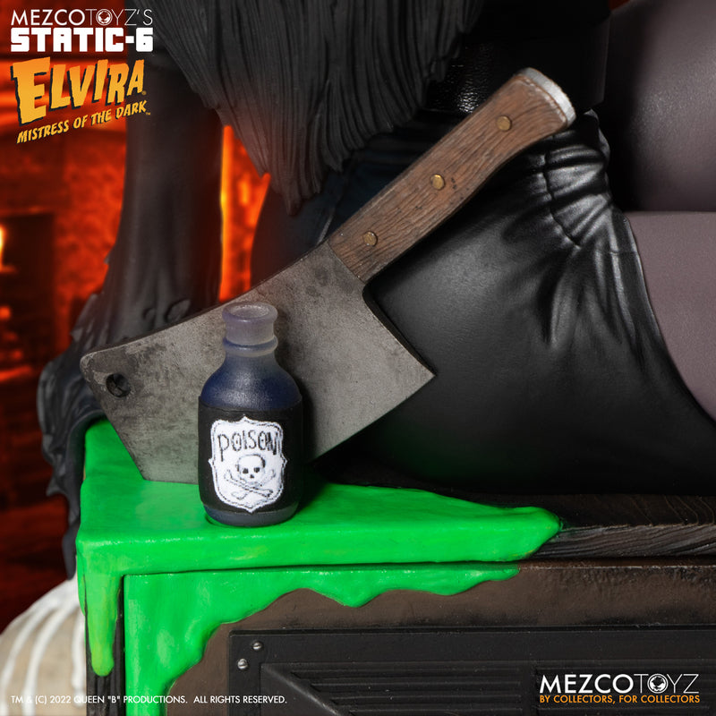 Static-6 - Elvira Mistress of the Dark Figure (Pre-Order Ships August 2023)